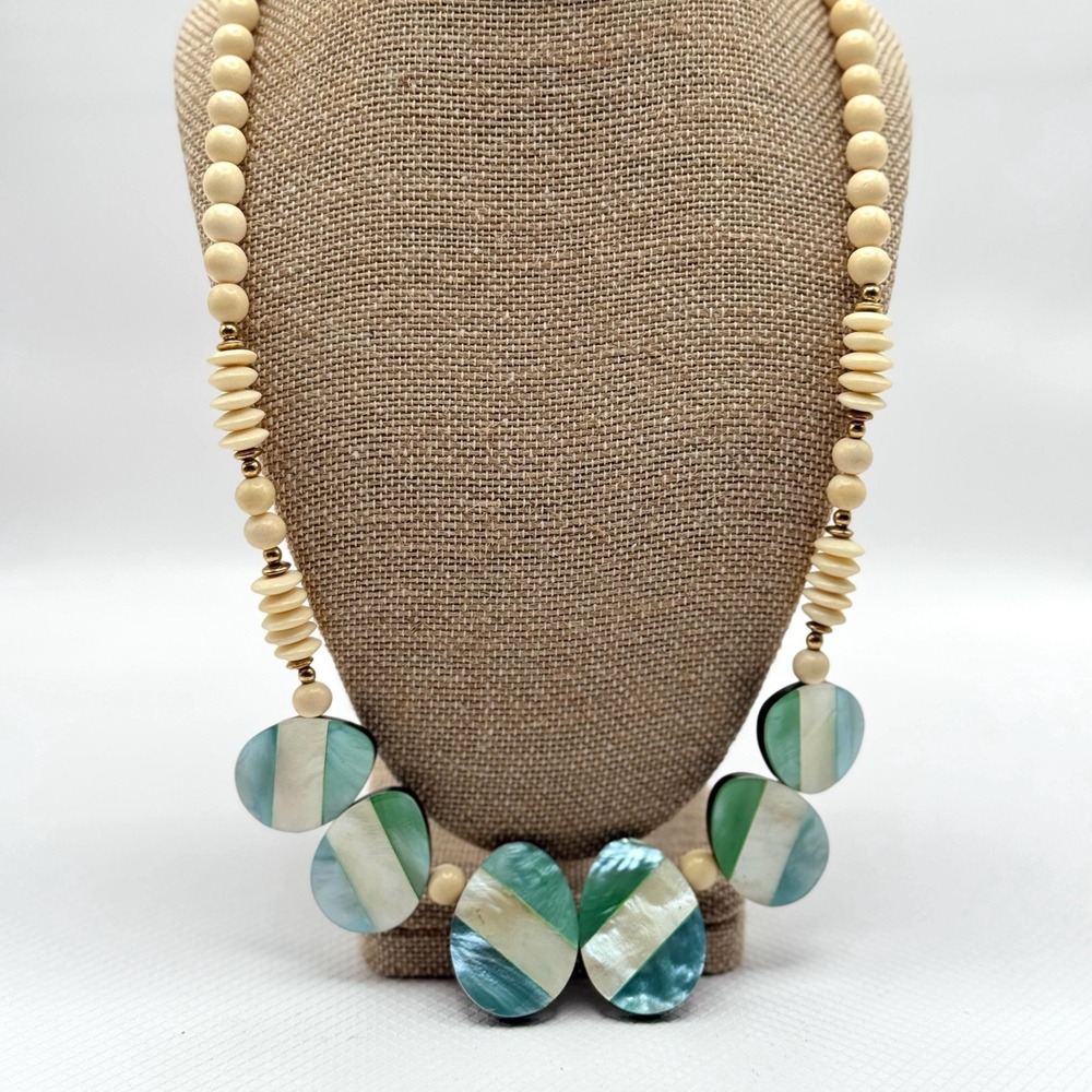 Vintage 80s Off-White Lucite and Blue, White, and Green MOP Inlay Bib Necklace